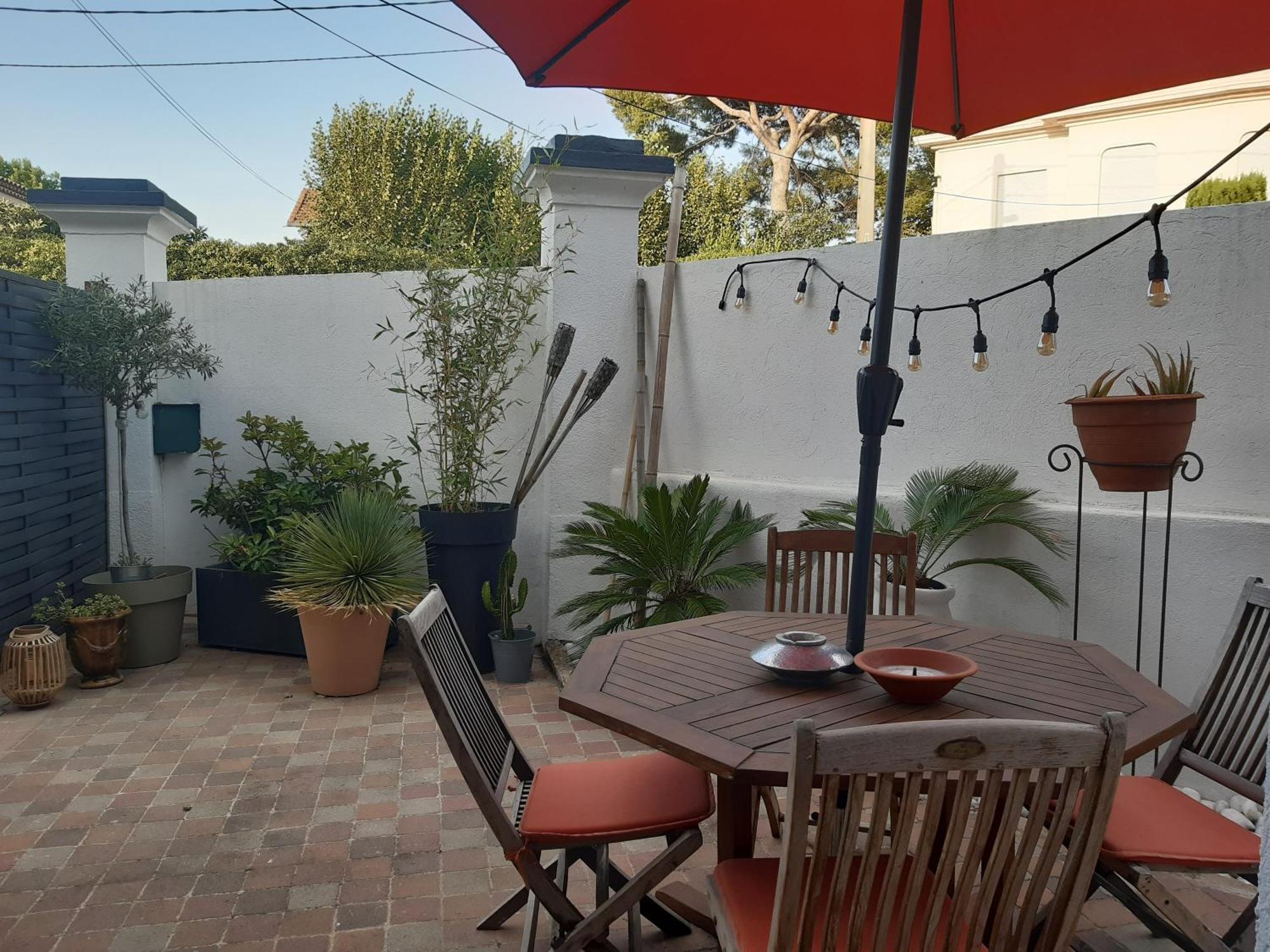 Grand Studio Avec Patio Marseille Kültér fotó